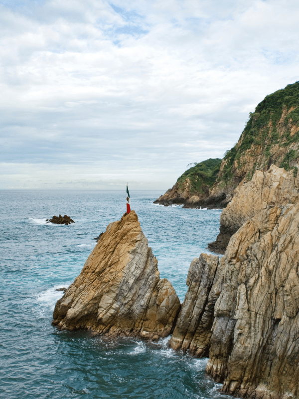 Jagged cliffs on the shoreline of Acapulco